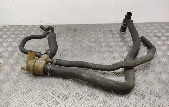Land Rover Range Rover Sport L320 Engine coolant pipe/hose
