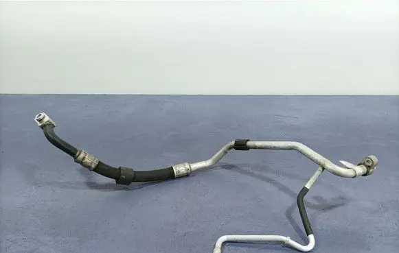 Audi Q7 4M Air conditioning (A/C) pipe/hose 4M1820740K
