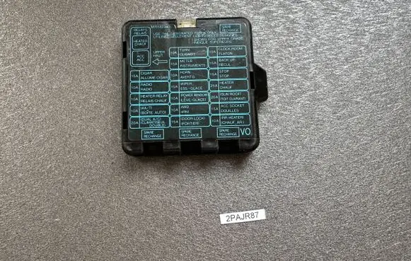 Mitsubishi Pajero Fuse module MR142343