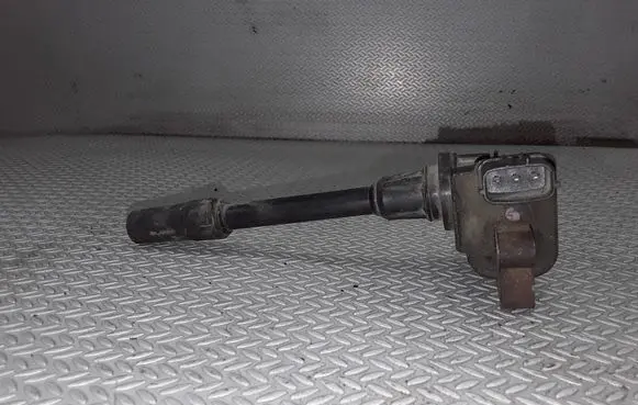 Mitsubishi Carisma High voltage ignition coil FK0138