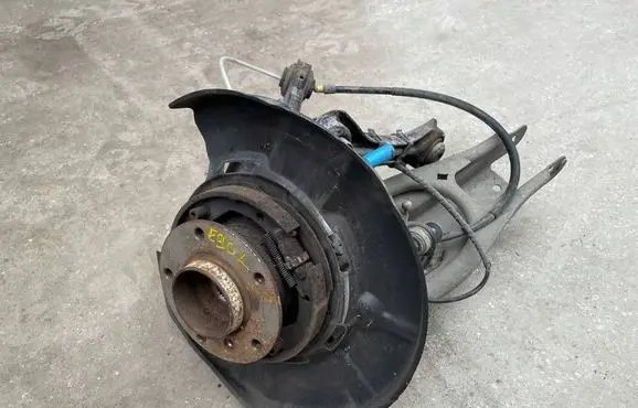 BMW 3 E90 E91 Rear wheel hub spindle/knuckle 