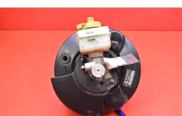 Skoda Octavia Mk1 (1U) Brake booster 1J1614105AA