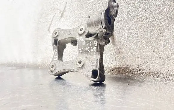 Opel Insignia B A/C compressor mount bracket 55588573
