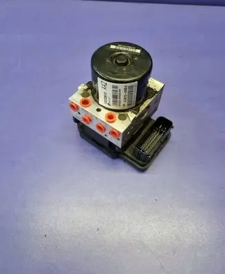 Opel Astra J ABS Pump 13332613 10021204594