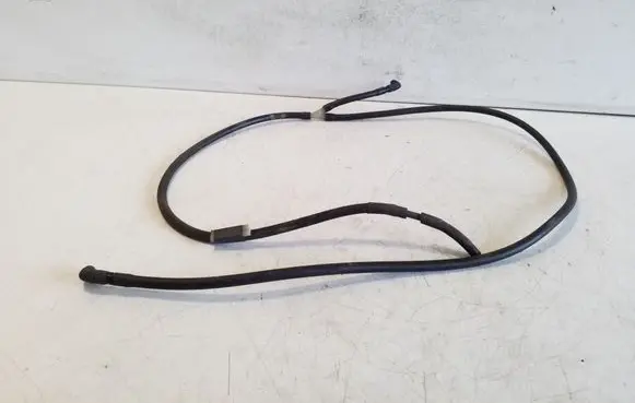 Suzuki Grand Vitara II Windshield washer fluid hose 