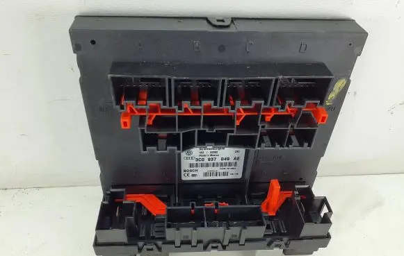 Volkswagen PASSAT B6 Comfort/convenience module 3C0937049AE F005V00631