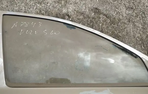 Volvo S60 Front door window glass four-door