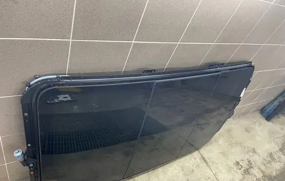 Audi Q7 4L Sunroof set 4L0877041P 133434080