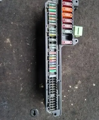BMW 5 E60 E61 Fuse module 693245201