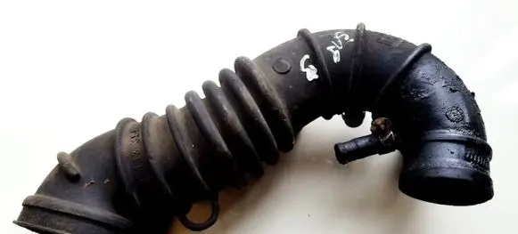 Audi A4 S4 B5 8D Air intake hose/pipe 058133356L