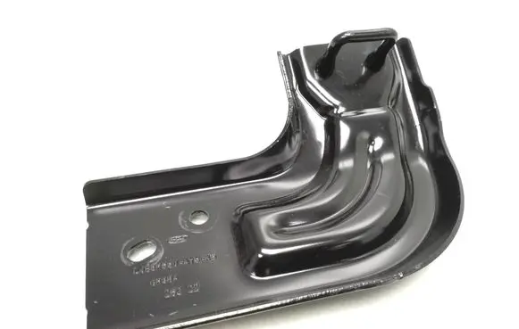 Ford Mustang Mach-E Fender mounting bracket Lj8br550a75ab