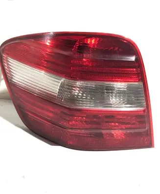 Mercedes-Benz ML W164 Rear/tail lights 404121L 404181L 811080