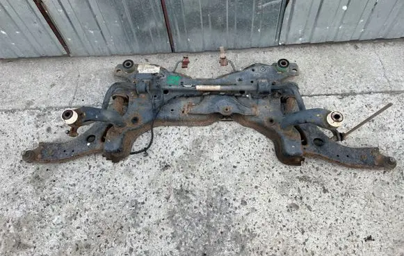 Ford Kuga I Front subframe