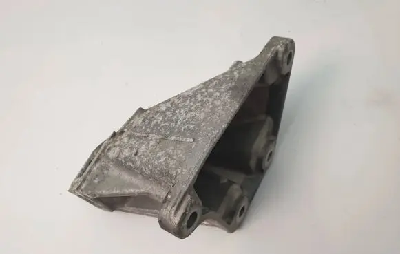 BMW M5 Engine mounting bracket 2284112 24168110 20093241