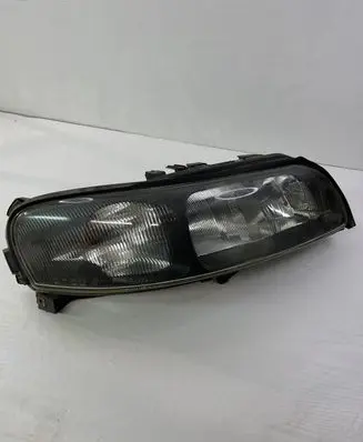 Volvo V70 Headlight/headlamp 8662928 89006875