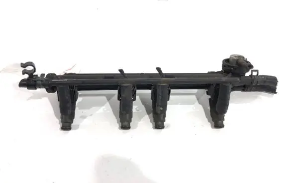 Fuel main line pipe
