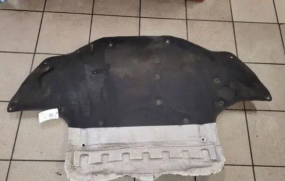 Mercedes-Benz E W211 Engine bonnet/hood sound/heat insulation