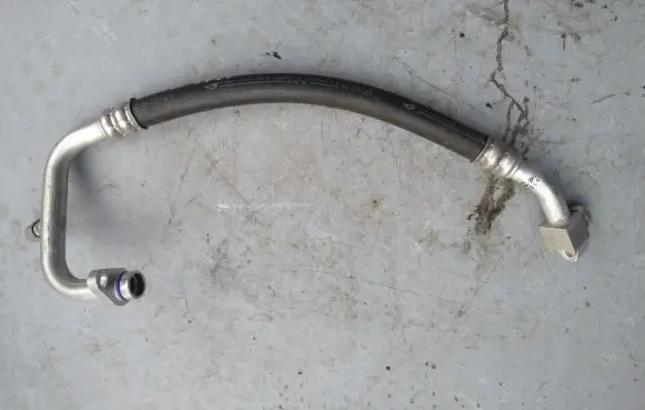 Nissan Leaf II (ZE1) Air conditioning (A/C) pipe/hose 924805SH0B