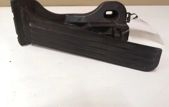 Volkswagen PASSAT B6 Accelerator throttle pedal 1K1721503L 6PV00860000