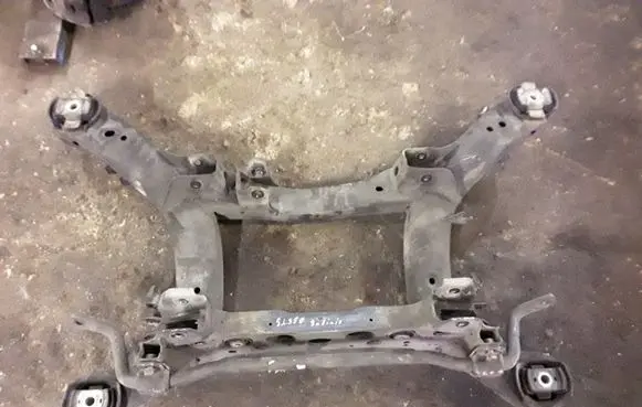 Mercedes-Benz GL X166 Rear subframe A166326036504 3011K302A A1663500032