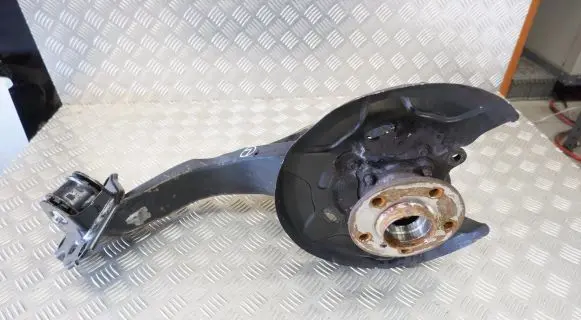 BMW X1 F48 F49 Rear wheel hub 6799740 6851579