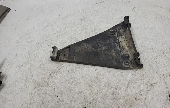 Audi A4 S4 B5 8D Rear bumper mounting bracket 8D0807483