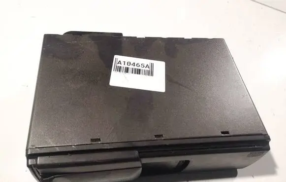 Toyota Corolla E120 E130 Navigation unit CD/DVD player 0860100911