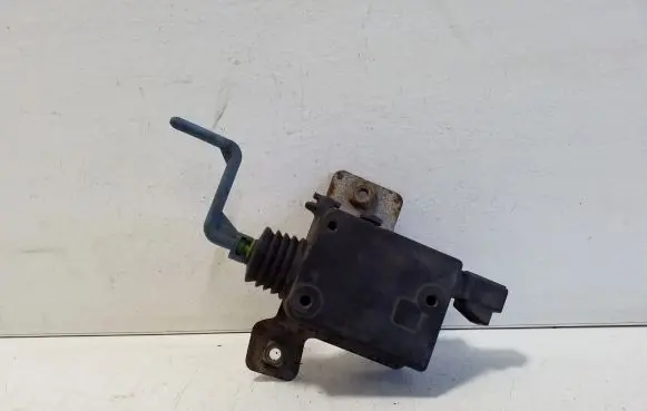 Opel Tigra A Fuel tank cap lock motor 