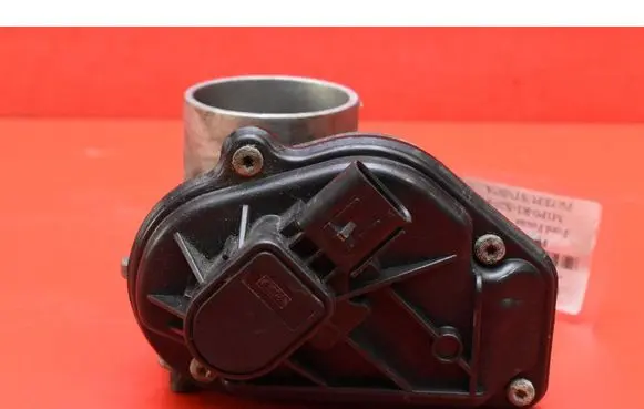 Ford Focus C-MAX Throttle body valve 2S6U-EB