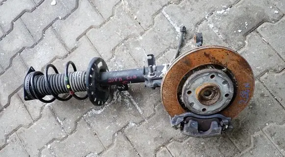 Peugeot 208 II Front wheel hub 