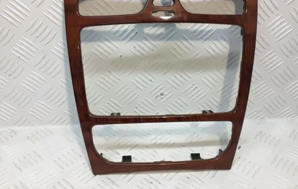 Mercedes-Benz C W203 Radio/GPS head unit trim 2036805239