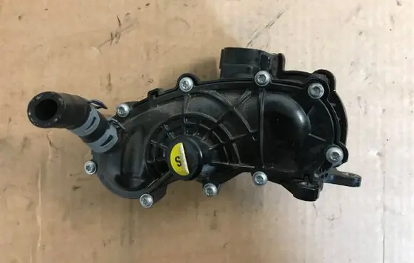 Audi Q5 SQ5 Thermostat/thermostat housing 059121111CA