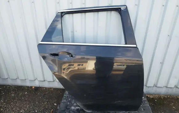 Rear door