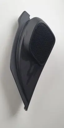 Honda CR-V Front door glass trim molding