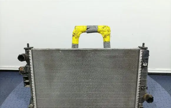 Coolant radiator