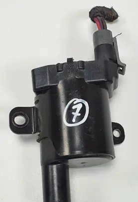 Chevrolet Tahoe High voltage ignition coil 19005218