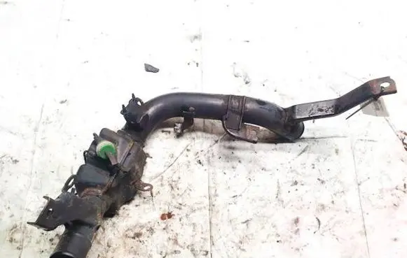 Toyota Corolla Verso AR10 Intercooler hose/pipe
