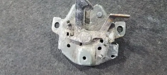 Citroen Berlingo Engine bonnet/hood lock/catch