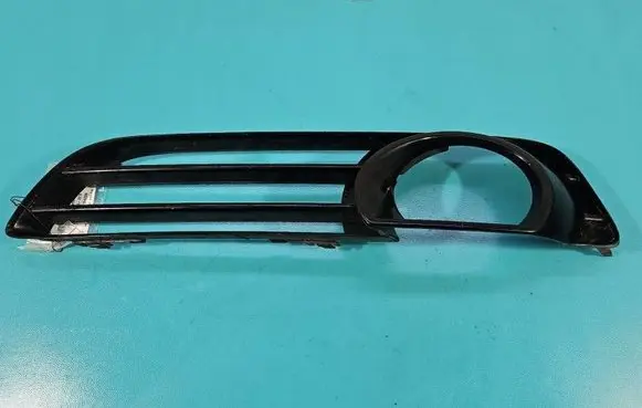 Audi Q7 4L Front fog light trim/grill 4L0807676 IMPRK1548317