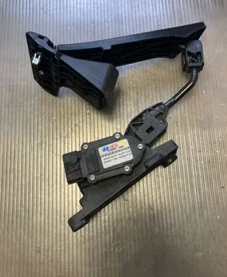 Hyundai ix35 Accelerator throttle pedal ICS0262A2S900