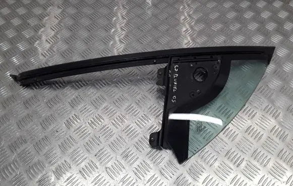 Citroen C3 Pluriel Front vent window/glass (coupe) 43R00049 DOT24AS2M25