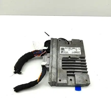 Porsche Taycan 9J1 Gateway control module 9J1907468J