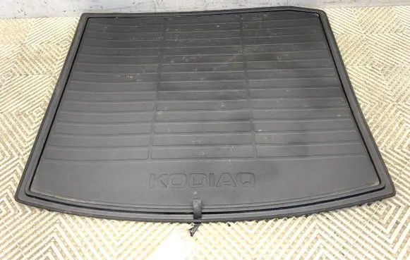 Skoda Kodiaq Trunk/boot floor carpet liner 