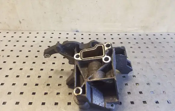 Audi A5 8T 8F Power steering pump mounting bracket 059145169AC