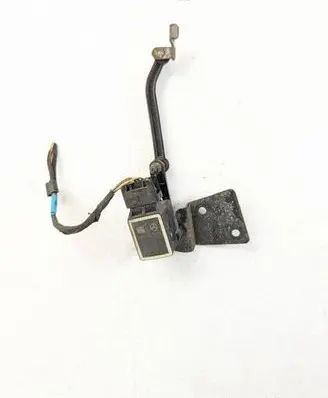 Mercedes-Benz GL X164 Air suspension front height level sensor A0105427717 27406