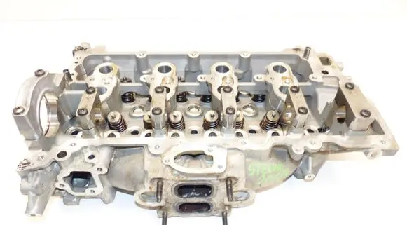 Alfa Romeo Stelvio Engine head 04893574AF