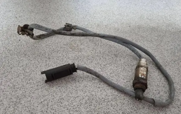 BMW 5 E60 E61 Lambda probe sensor 7513963
