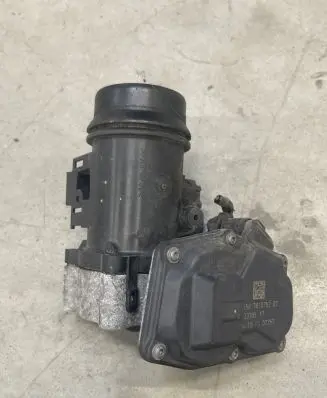 BMW 4 F32 F33 Throttle valve 10378517 7810752 E0836904