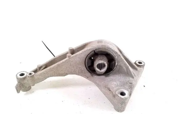 Tesla Model Y Engine mount bracket 109075400B