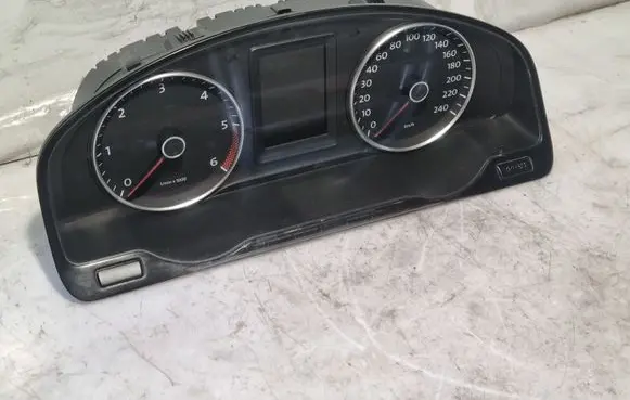 Volkswagen Transporter - Caravelle T5 Speedometer (instrument cluster) 7E0920860G A2C34796000
